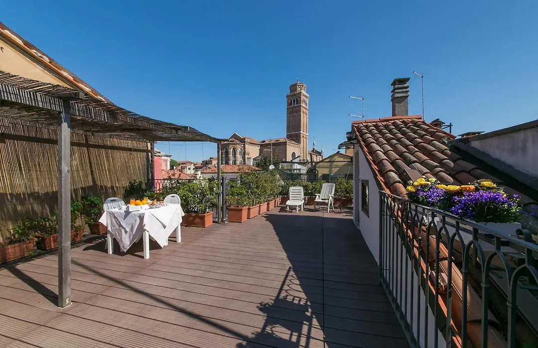 Hotel Pantalon-1