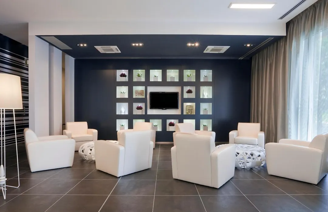 Holiday Inn Milan Nord Zara By Ihg-1
