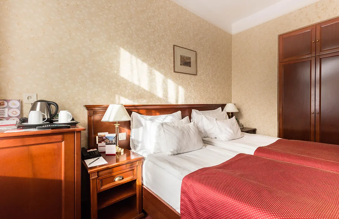 Hotel Rott-1