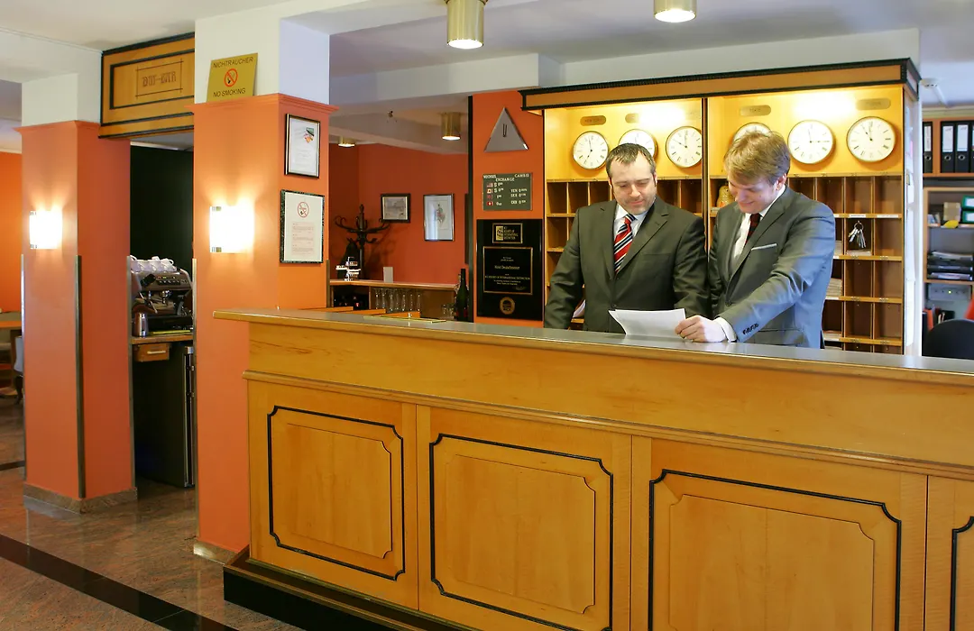 Caratart Hotel Bombolo Wien-1