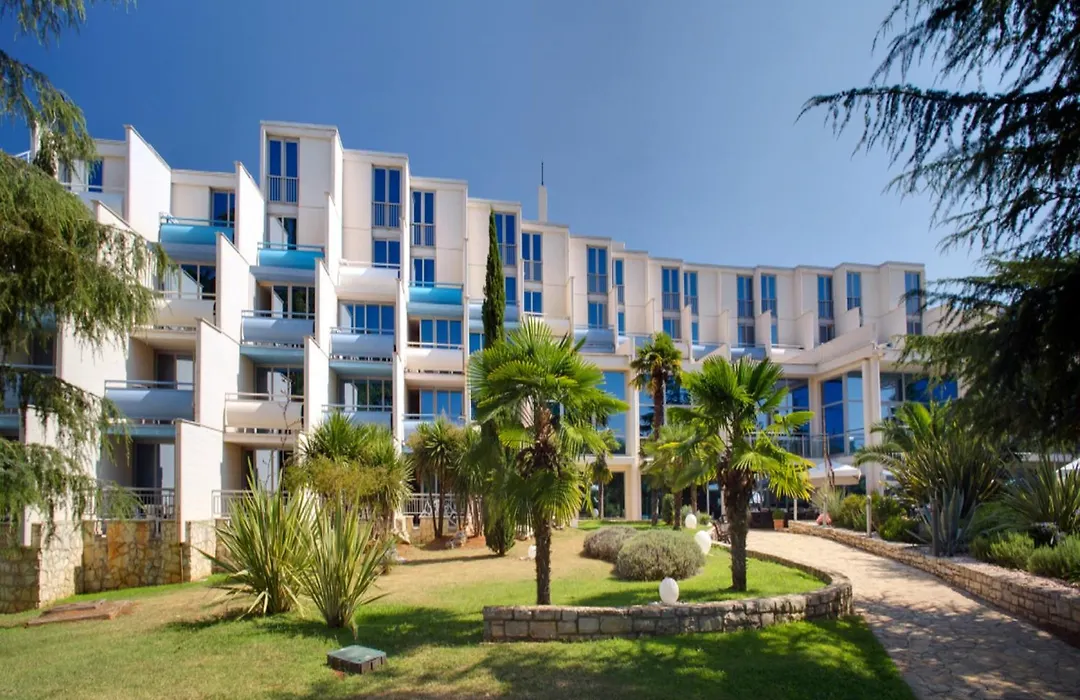 Valamar Crystal Hotel-1