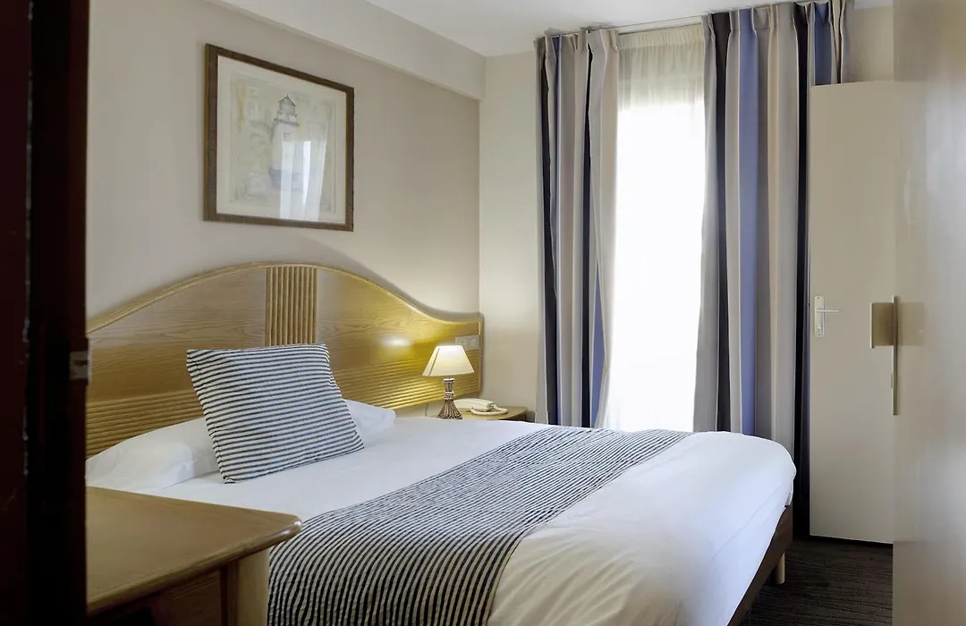 Hotel Esprit D'Azur-1