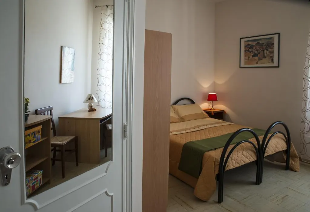 B&B Dei Filosofi Bed And Breakfast-1