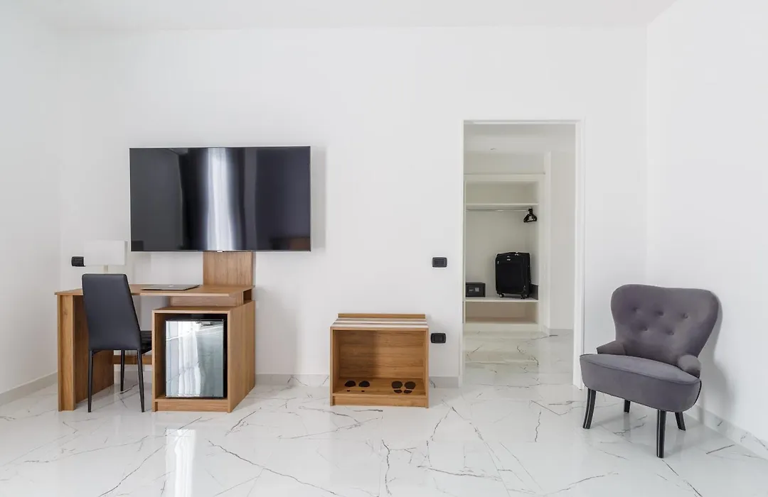 Sant'Angelo Suites-1