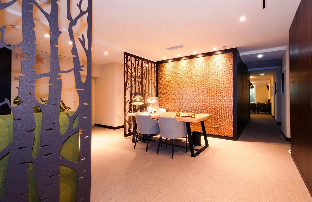 Omid Boutique (Adults Only)-1