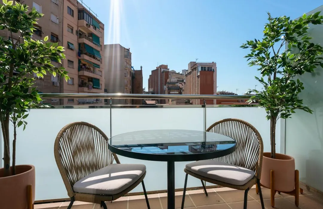 Limehome Barcelona Carrer De Besalu 82-1