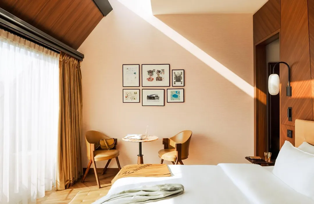 Hotel Madame Reve-1