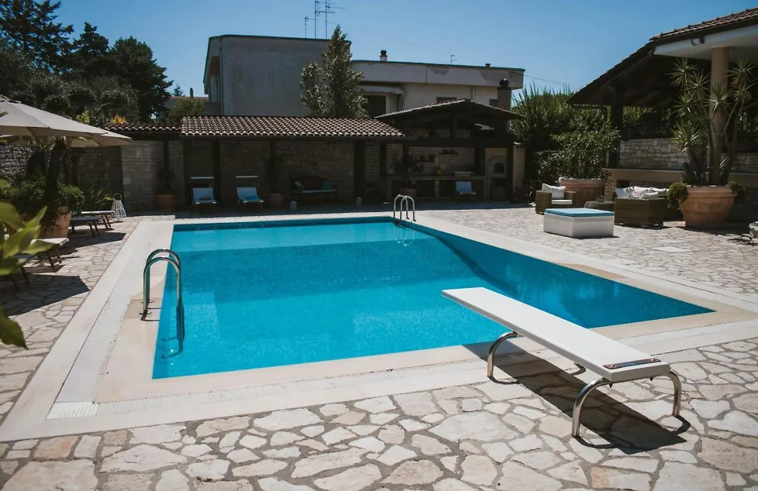Villa Pietra Bianca-1