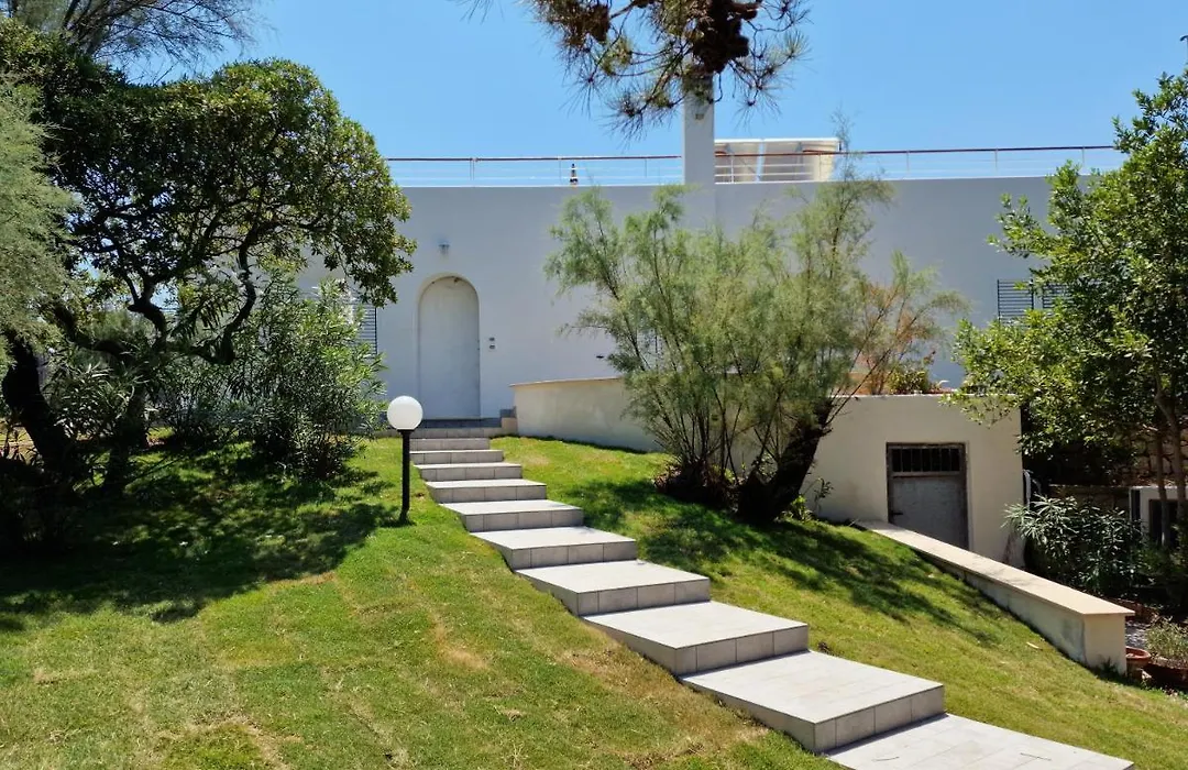 Villa Epi-1