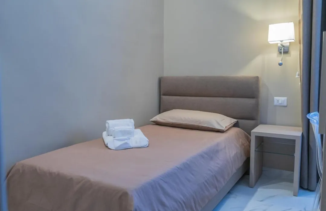 Le Suite-1