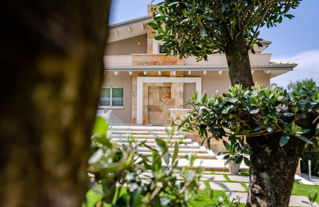 Villa Rocca - Rooms&SPA-1