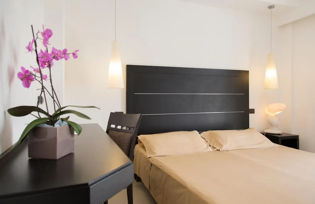 AHR Baja Hotel&Spa Cannigione-1