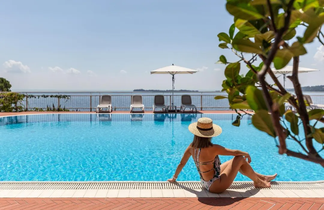 Hotel Villa Florida Suites&Suite Apartments-1