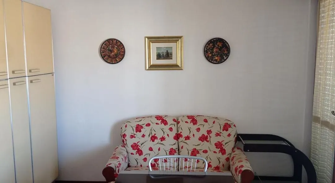 Giangurgolo B&B-1