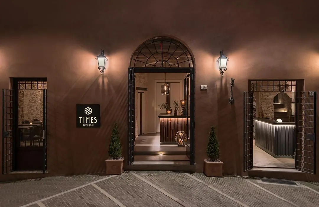 Times Suites - Guesthouse - Etruria Collection-1
