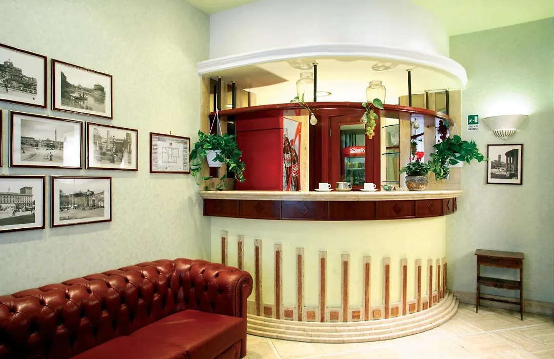 Hotel Dina-1