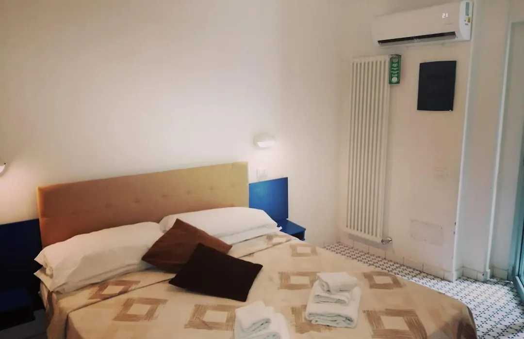 Camere e appartamenti con ingresso indipendente Hotel Le Terrazze-1