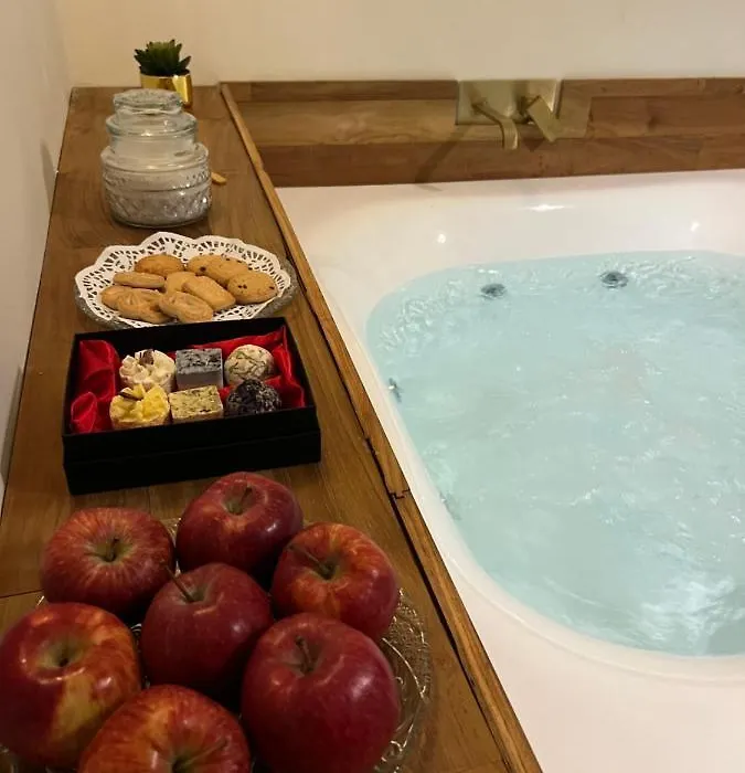 Borgo Marinaro Suite-1