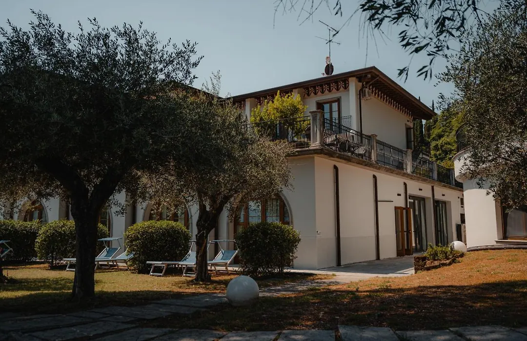 Hotel Villa Maria Au Lac - Estella Hotels Italia-1