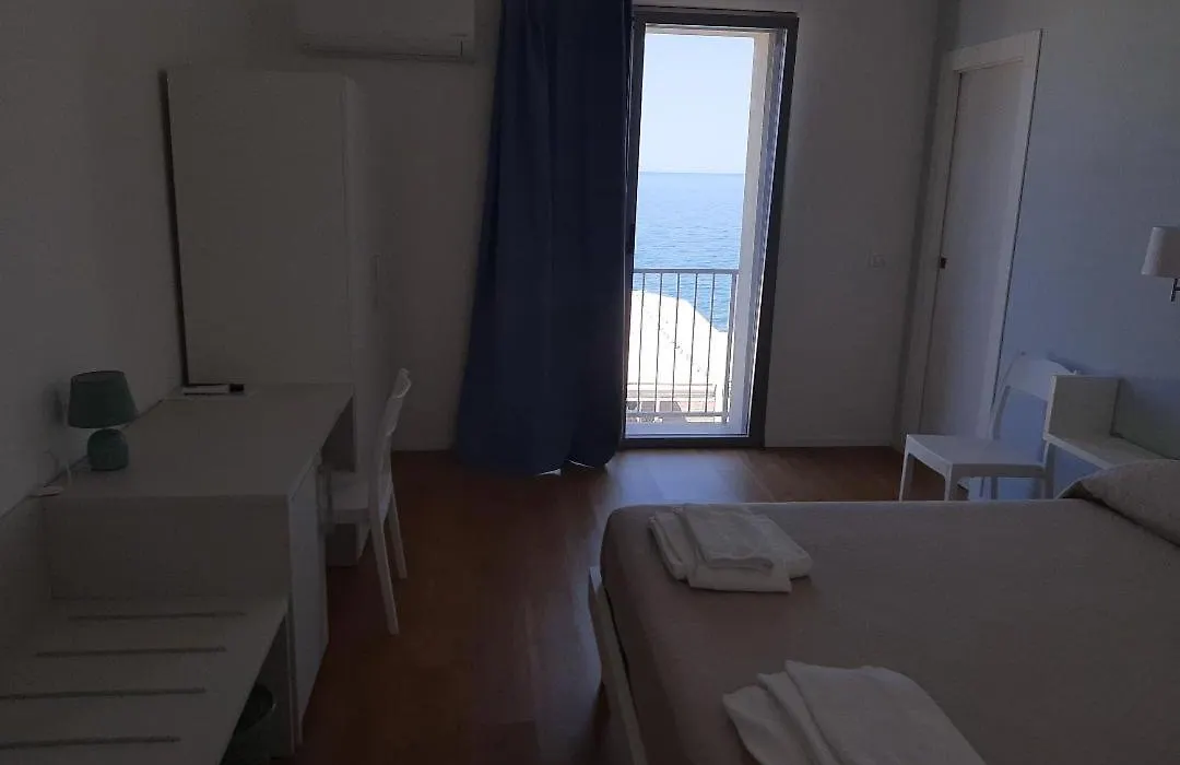 Azzurromare-1