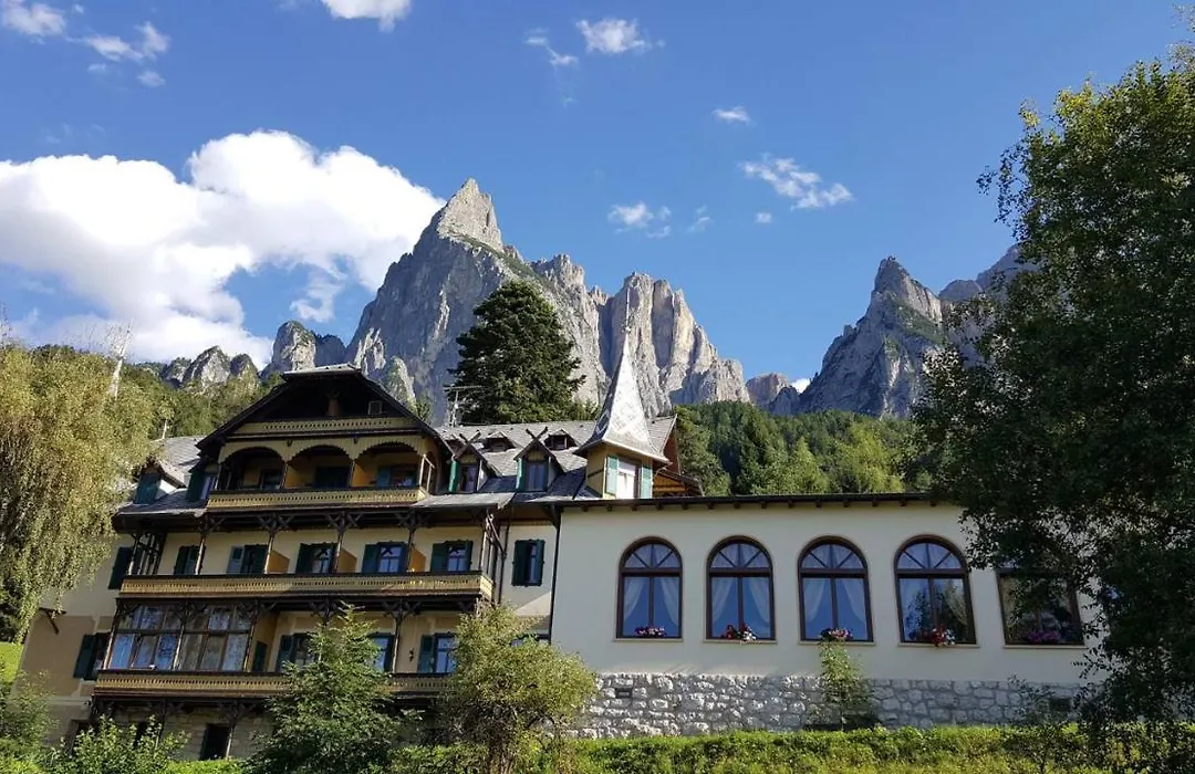 Hotel Salegg-1