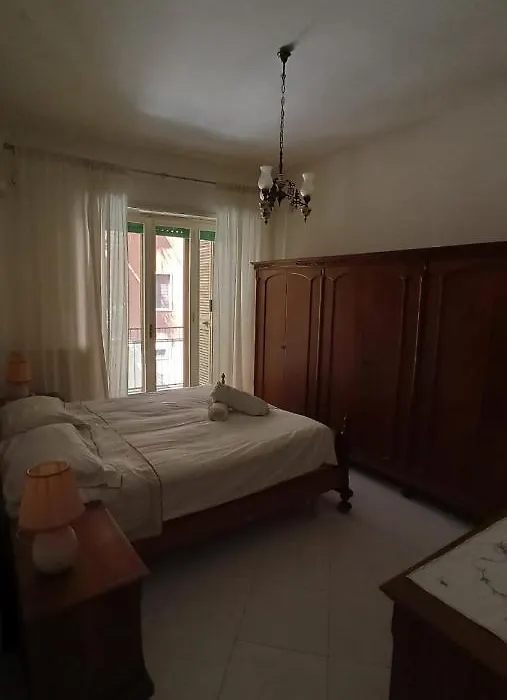 Chicco'S Suite-1