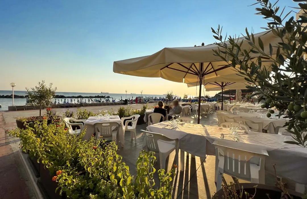 Hotel Rex-1