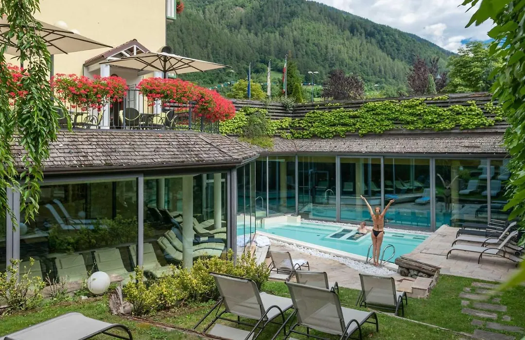 Alpholiday Dolomiti Wellness & Family Hotel-1