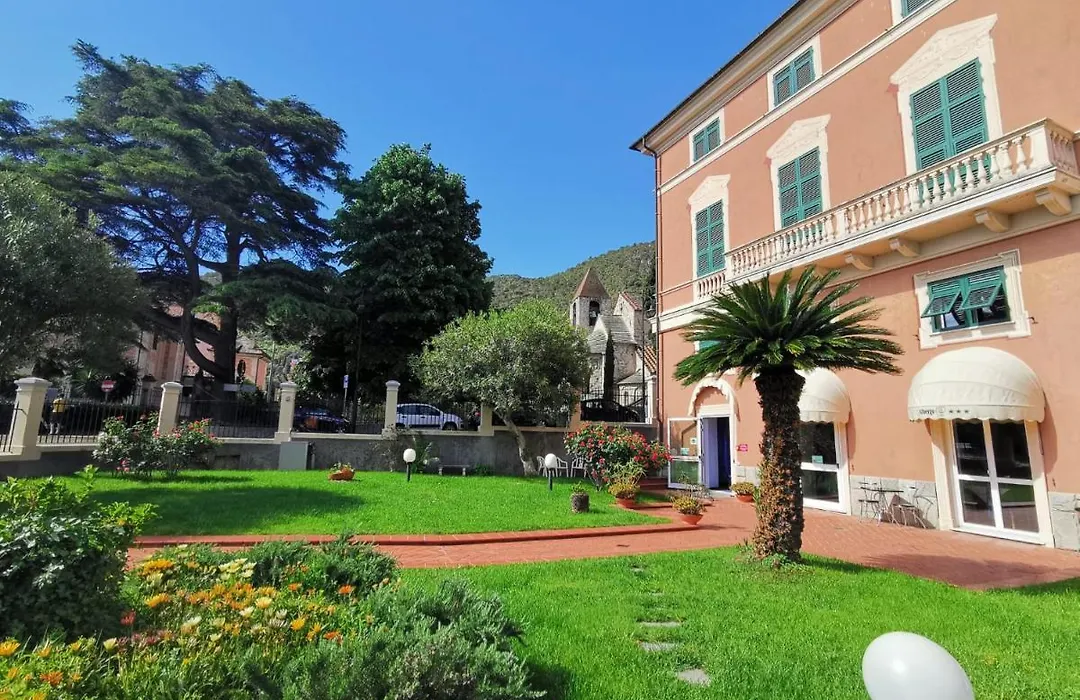 Albergo Mp Noli-1