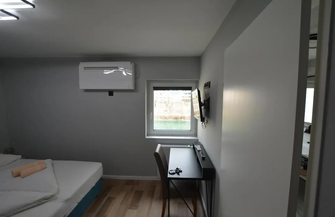 Stadthotel Das Villach-1