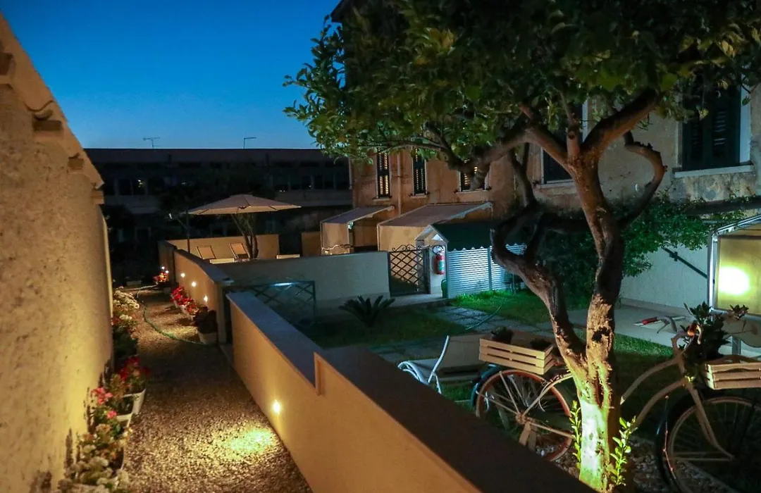 Don Francisco Rooms - Tropea-1