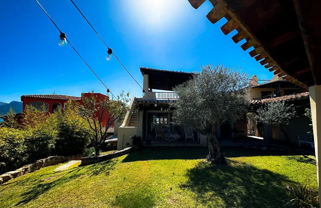 Sardinian Luxury Hospitality - Villa Fuli Rooms&more-1