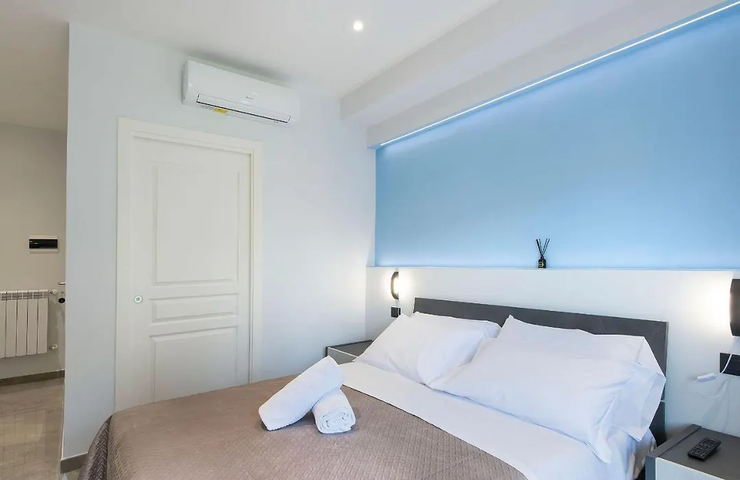 Garibaldi Rooms-1