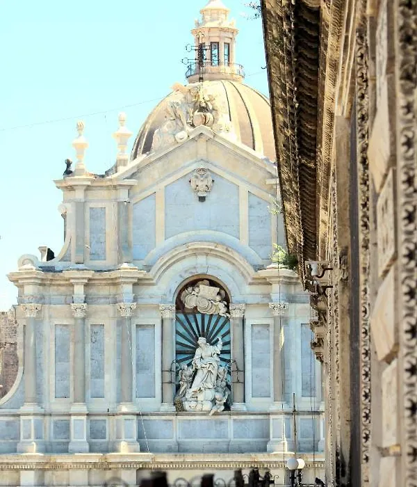 Duomo Housing Catania Le Suites-1