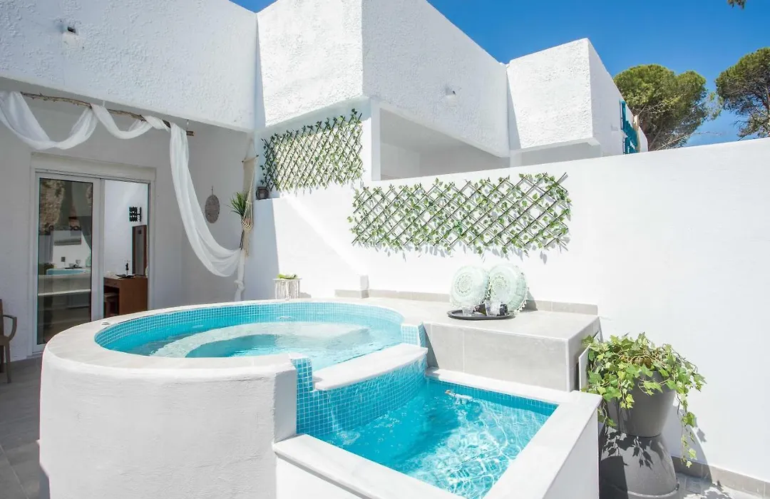 Casa Mikele By Sarikas - Sea Side Suites And Studios -Adults Only-1