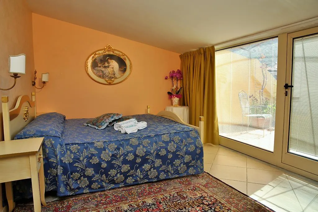 Hotel Scilla-1