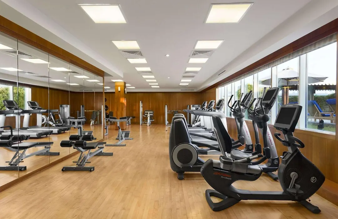Crowne Plaza - Dubai Jumeirah By Ihg-1