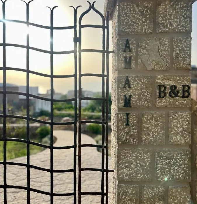 Amamì B&B-1