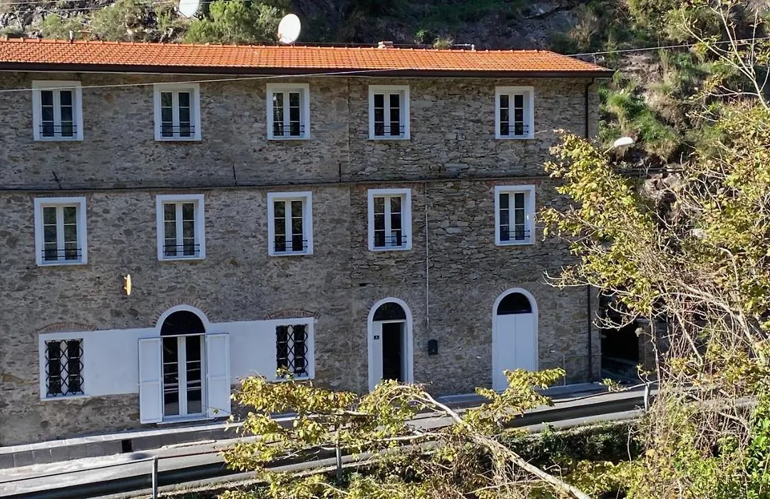 Gronda Via Vandelli Locazioni Turistiche - Private Tourist Rentals-1