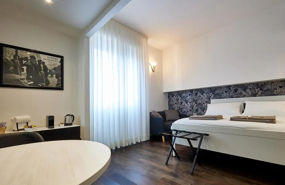 Suite In Town-1
