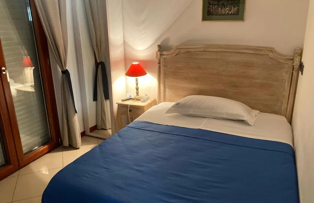Domus B&B-1