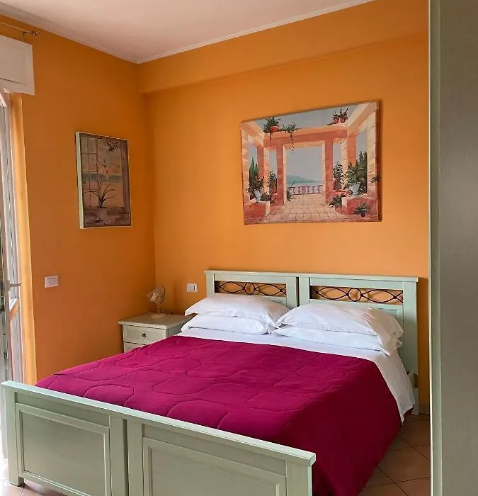 B&B Sarien-1