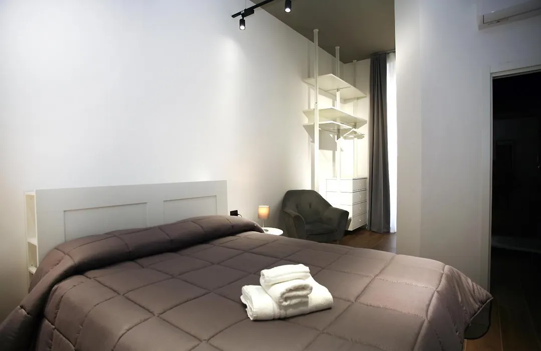 Business Home Via Isonzo B&B-1