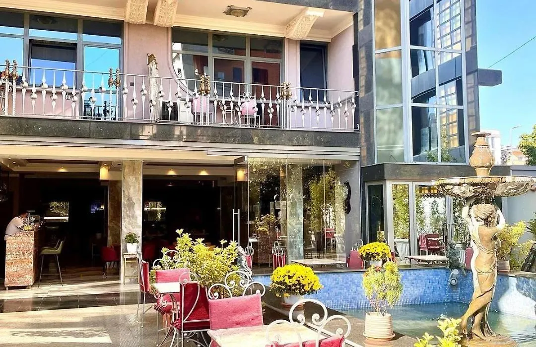 Hotel Elysee-1