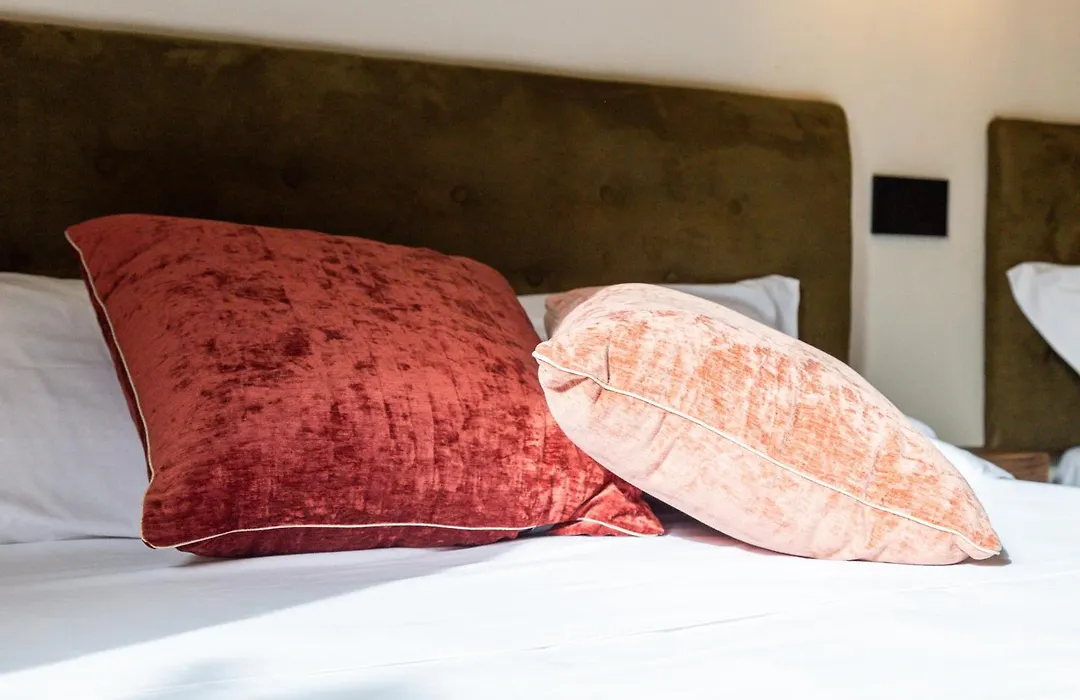 IKNOS Accommodation-1