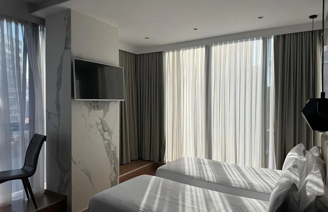 Black Diamond Hotel-1