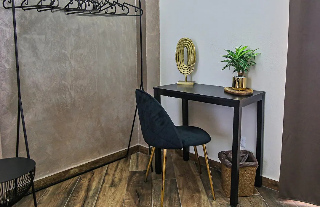 Lustru Apartment-1