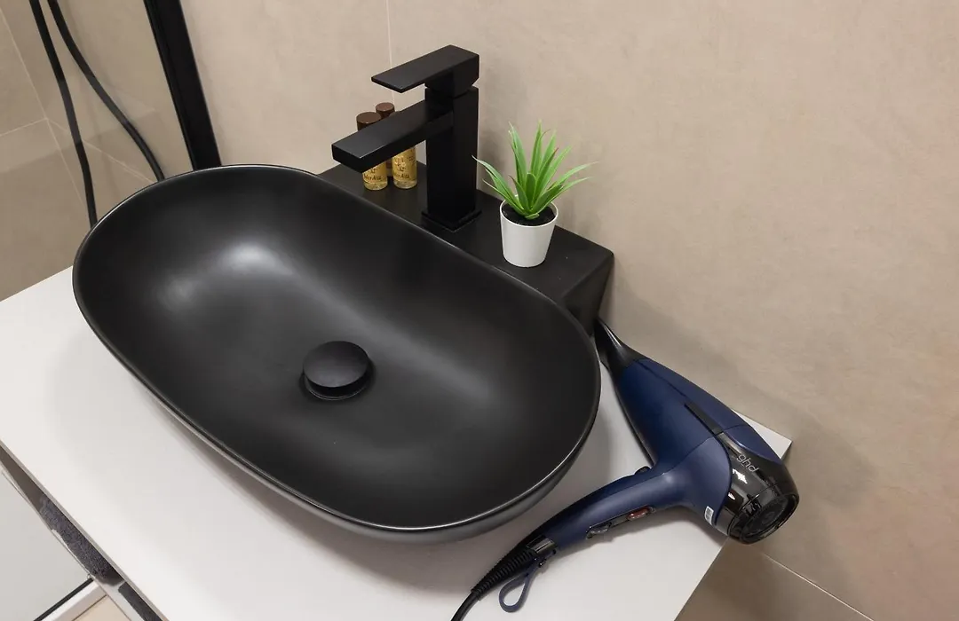 Luxury Station Suite-1