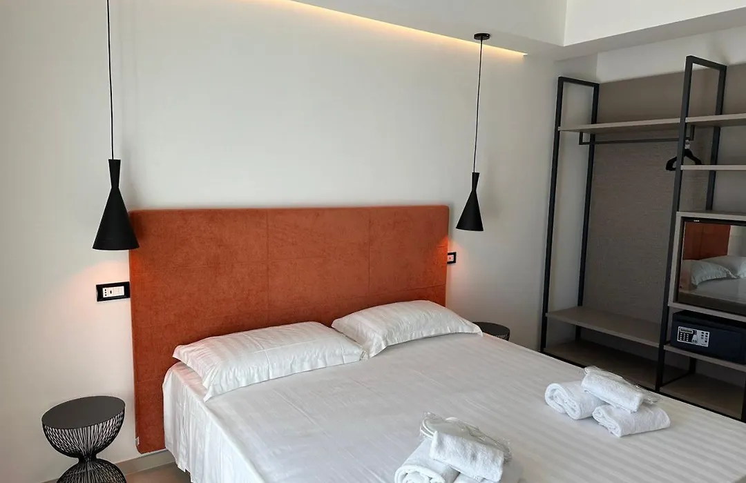 Amani Chic Rooms-1