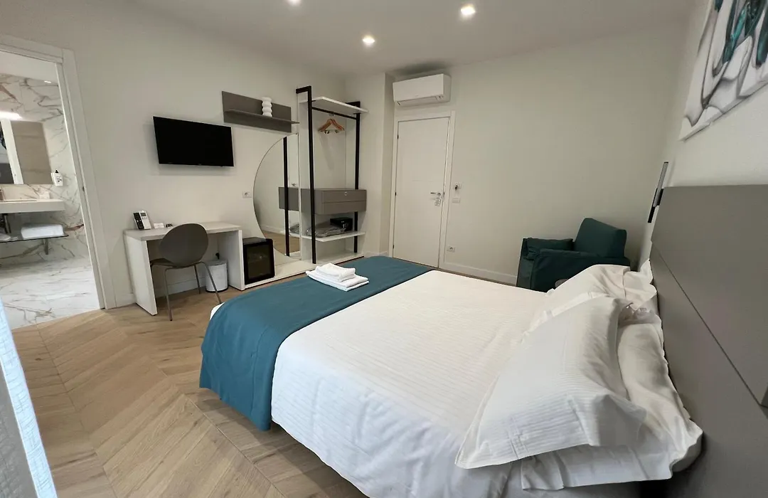 Vittoria's Luxury Rooms-1